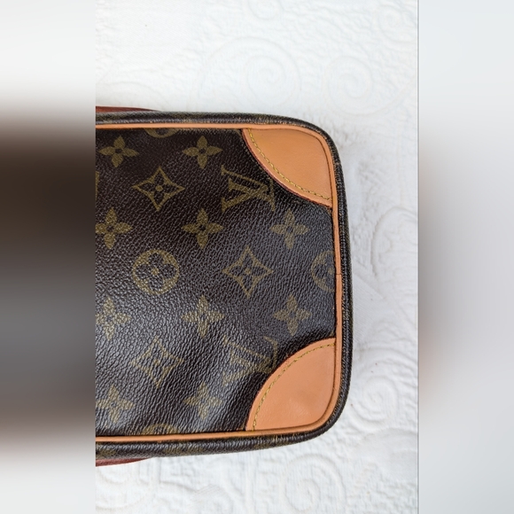 Louis Vuitton Danube‎ Monogram - Picture 6 of 16